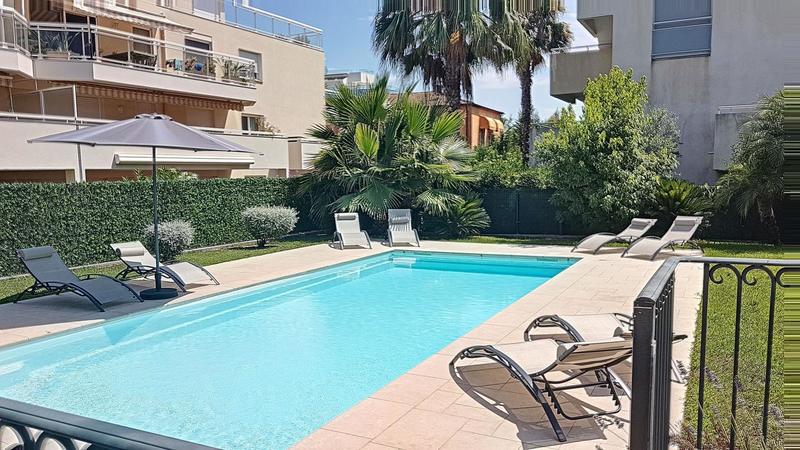 Appartement - 48 m² - 2 pièces