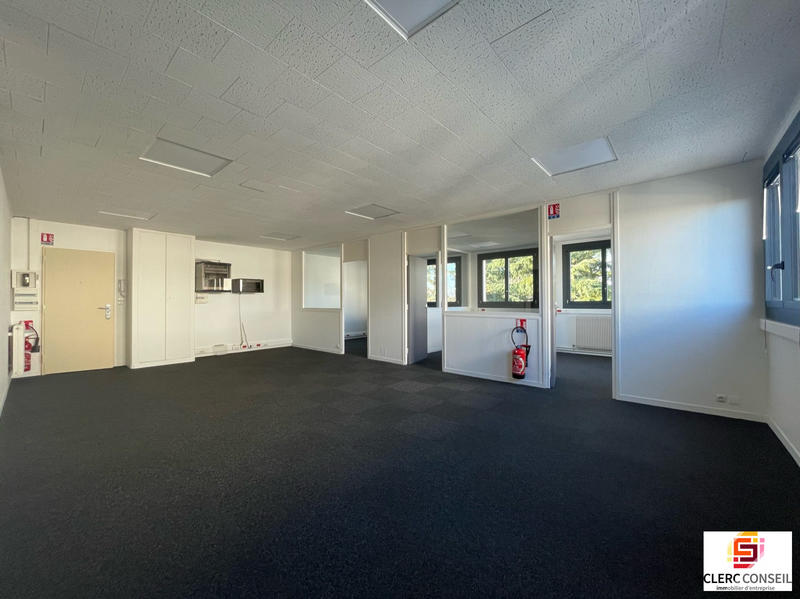 Bureau - 150 m²