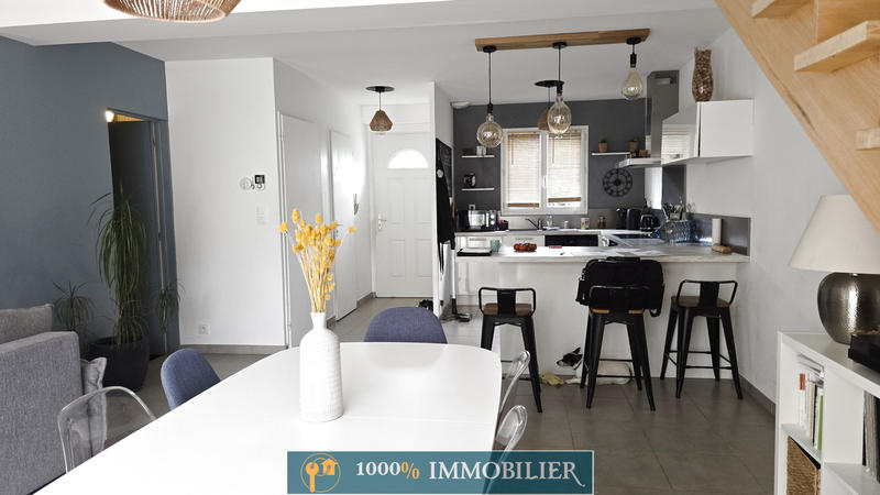 Maison - 106 m² - 6 pièces