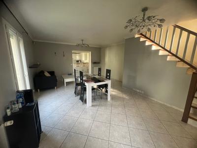 Maison - 75 m² - 4 pièces