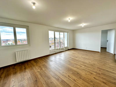 Appartement - 72 m² - 3 pièces