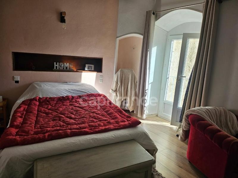 Maison de village - 100 m² - 4 pièces