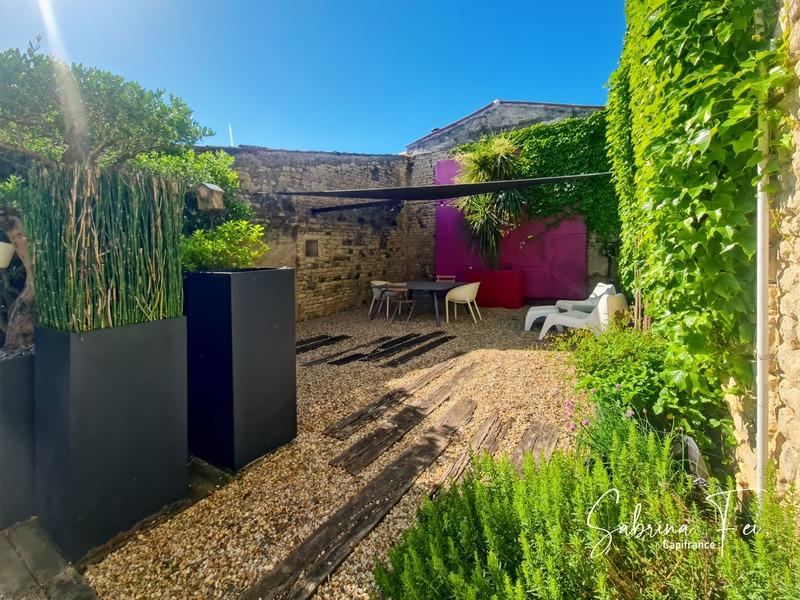 Maison en pierre - 112 m² - 4 pièces