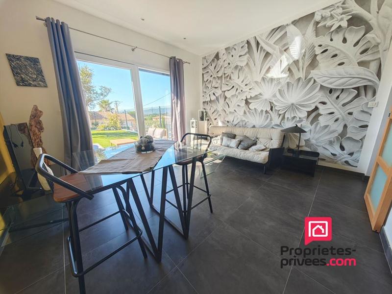 Villa - 220 m² - 6 pièces