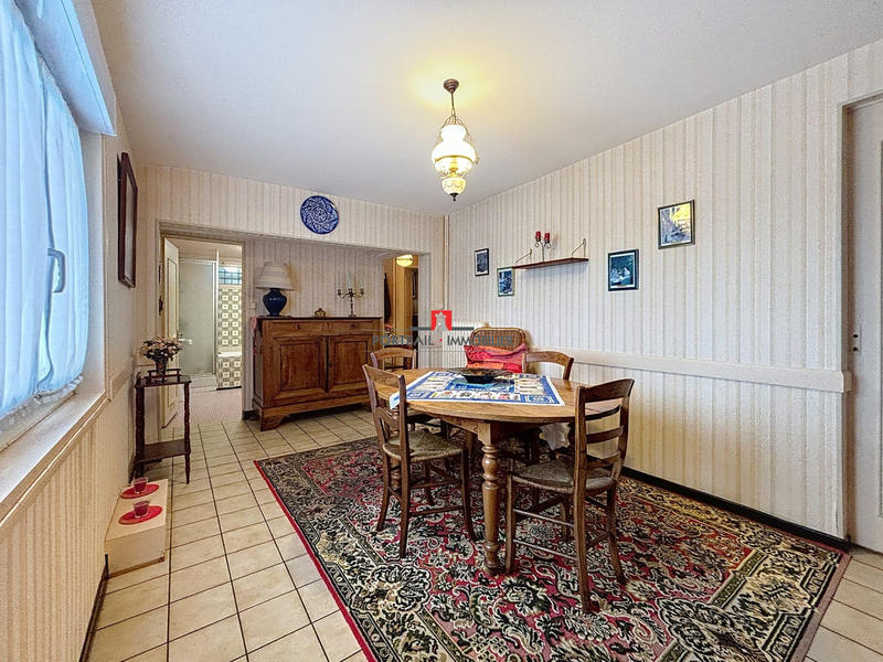 Maison traditionnelle - 95 m² - 4 pièces