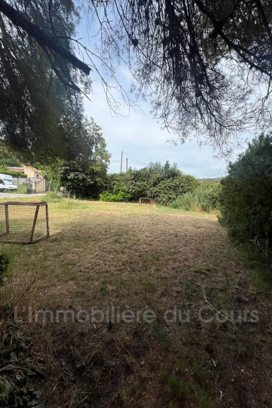 Terrain - 650 m²