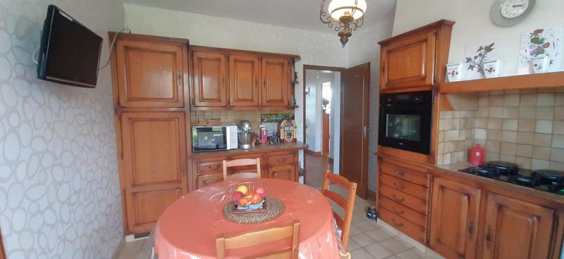 Maison traditionnelle - 190 m² - 10 pièces