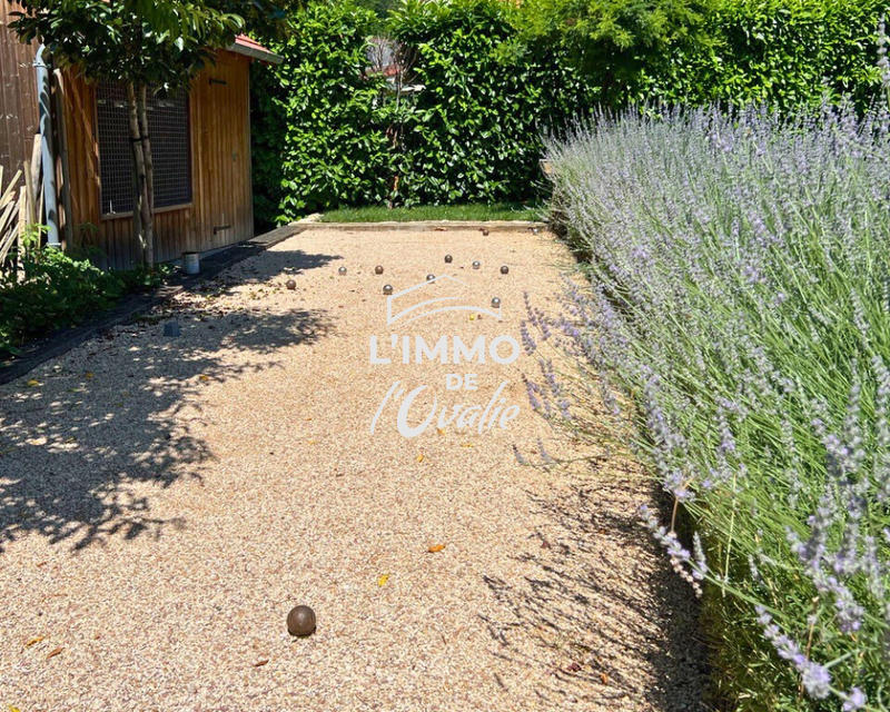 Maison - 182 m² - 7 pièces