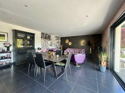 Maison - 130 m² - 5 pièces