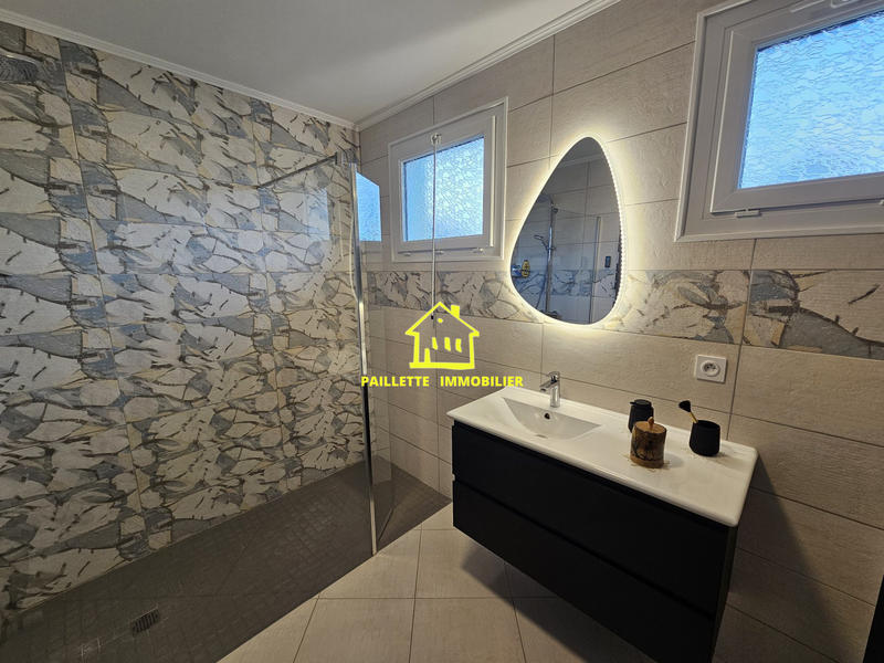 Maison - 157 m² - 4 pièces