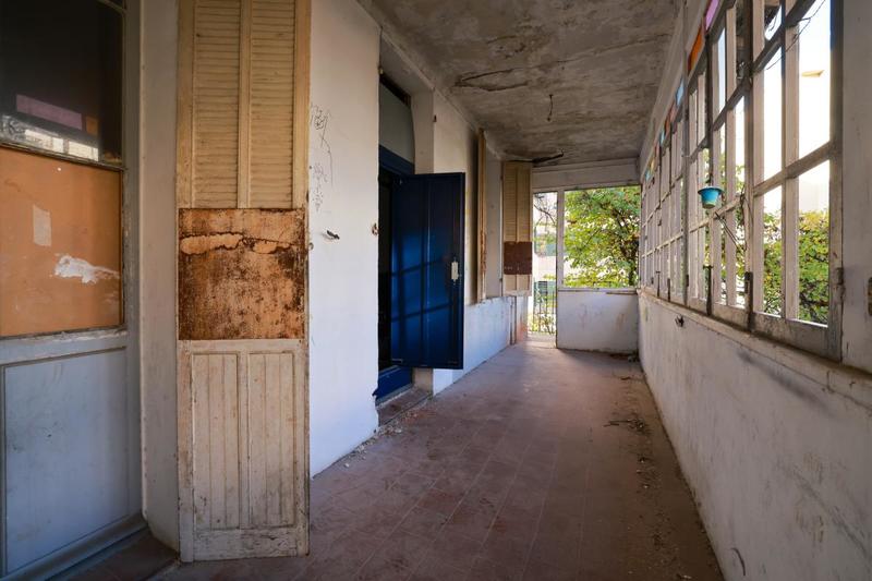 Maison - 247 m² - 2 pièces