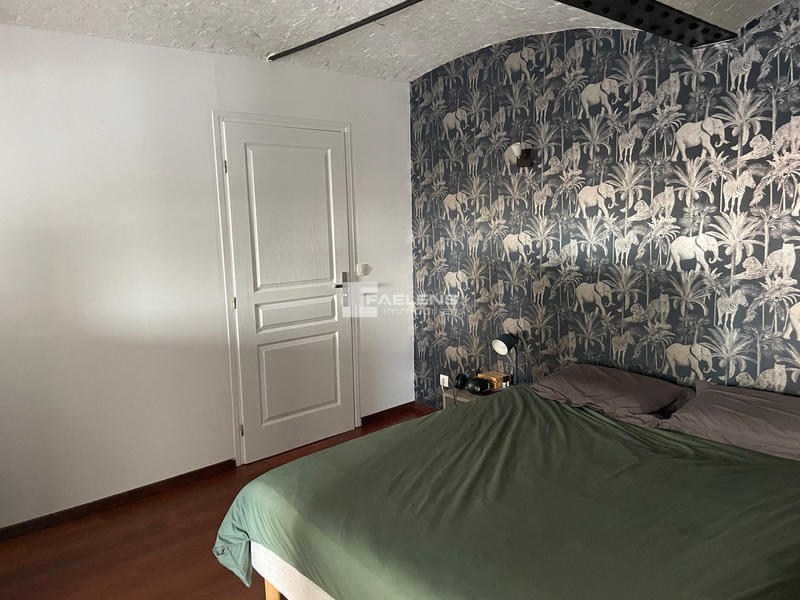 Loft - 91 m² - 3 pièces