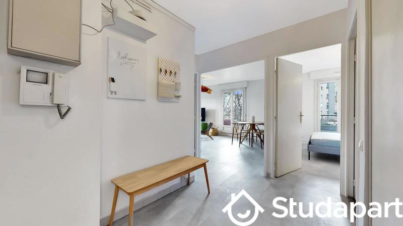 Chambre - 10 m² - 1 pièce