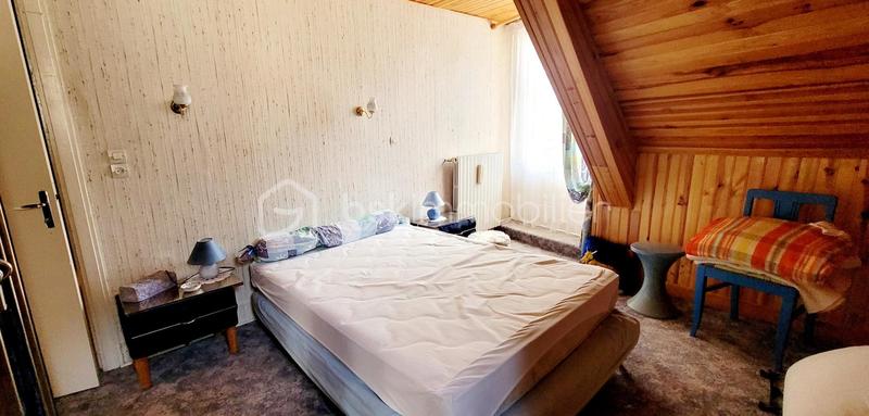 Maison ancienne - 243 m² - 15 pièces