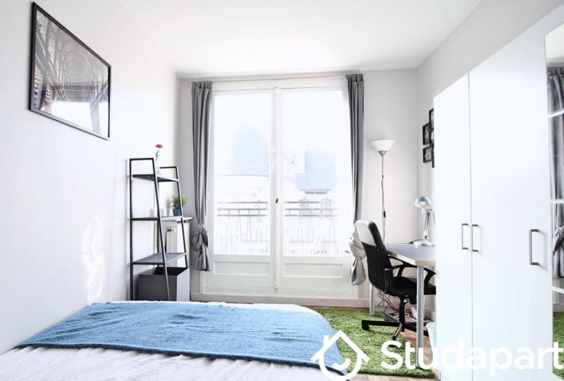 Chambre - 11 m² - 1 pièce