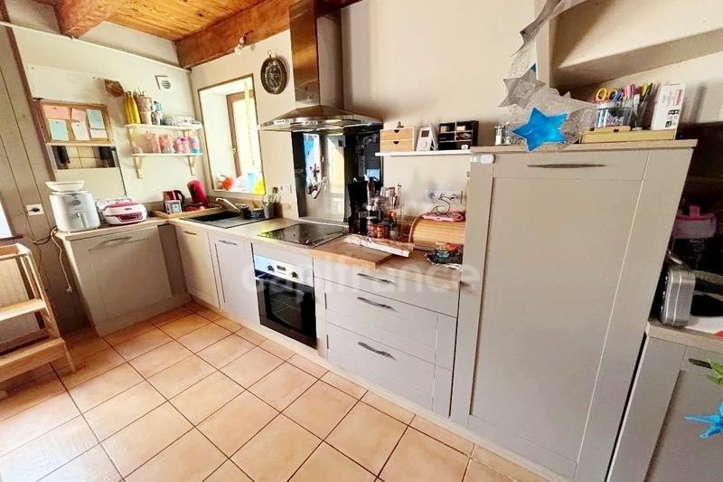 Maison en pierre - 110 m² - 5 pièces