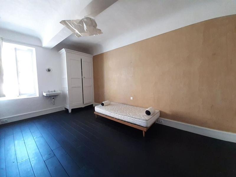 Maison - 252 m² - 7 pièces