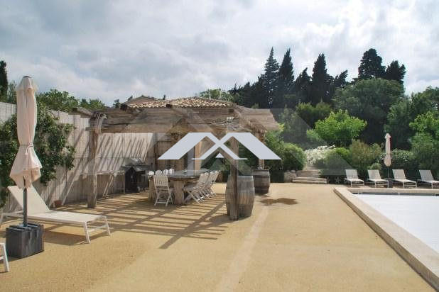 Maison contemporaine - 280 m² - 7 pièces