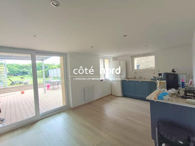 Maison - 93 m² - 6 pièces