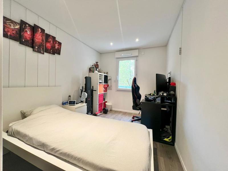 Duplex - 104 m² - 5 pièces