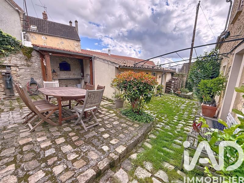 Appartement - 100 m² - 3 pièces