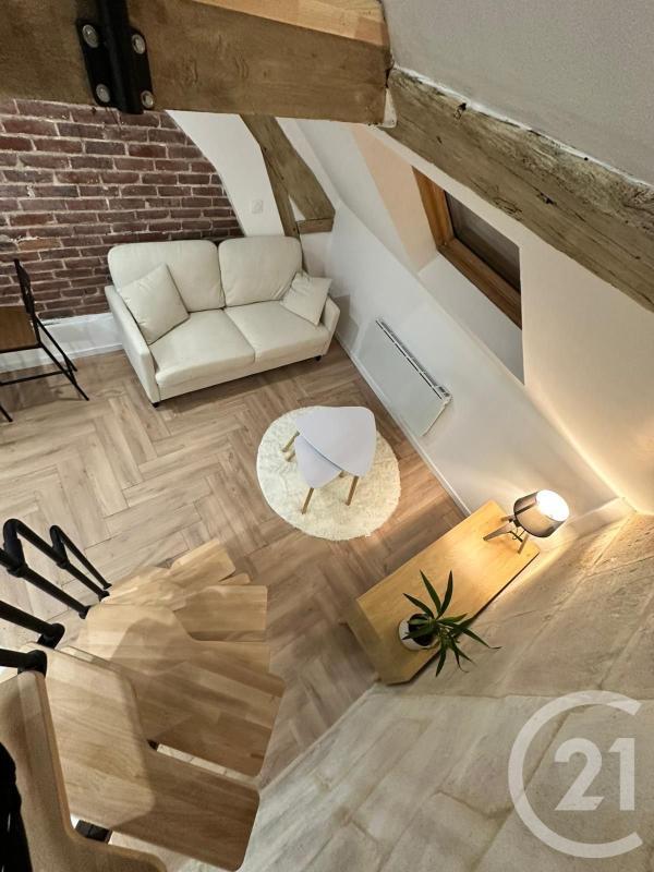 Studio - 19 m² - 1 pièce