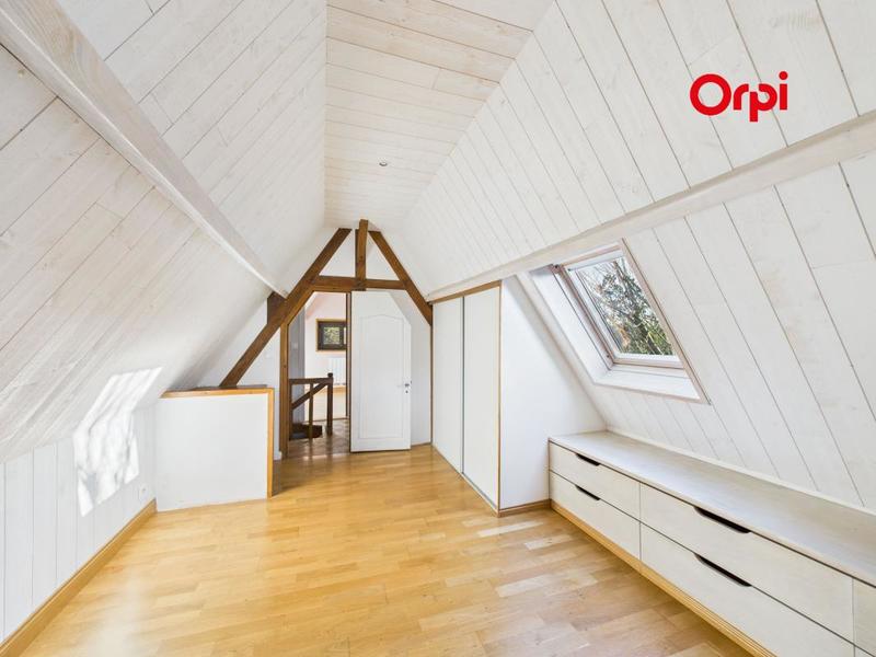 Maison - 94 m² - 4 pièces