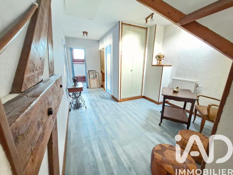 Maison - 137 m² - 7 pièces