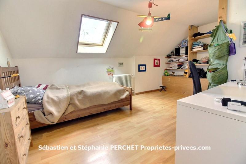 Maison - 203 m² - 8 pièces