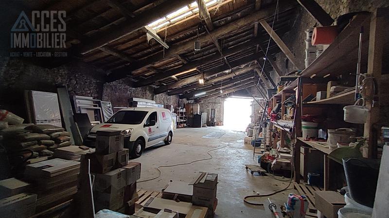 Remise - 230 m²