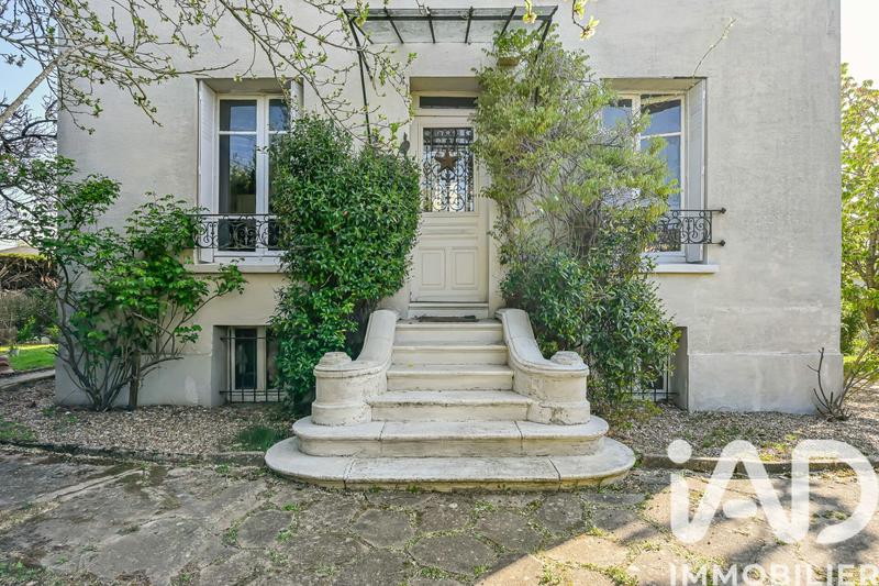 Maison - 165 m² - 6 pièces