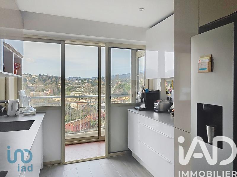 Appartement - 76 m² - 3 pièces