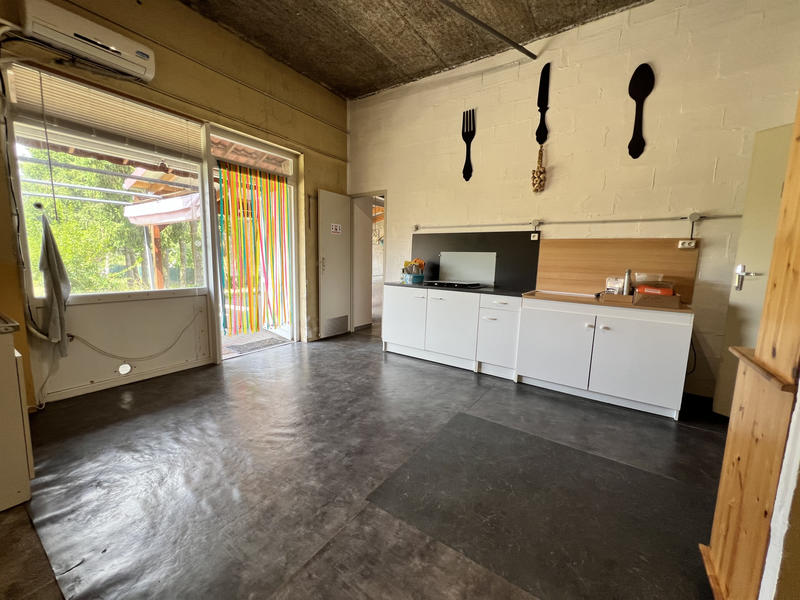 Maison - 157 m² - 9 pièces