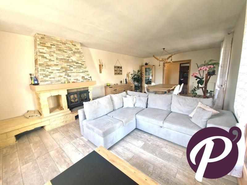 Maison - 239 m² - 5 pièces