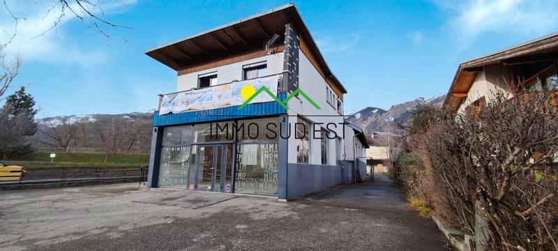 Local commercial - 340 m²