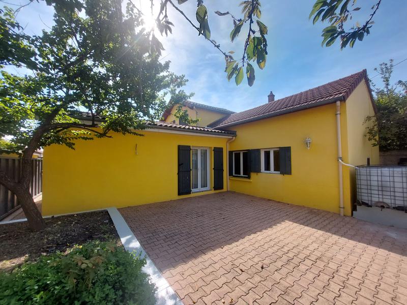 Maison - 110 m² - 4 pièces