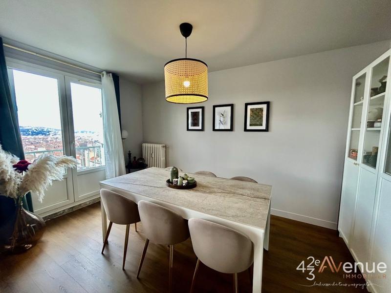 Appartement - 80 m² - 3 pièces