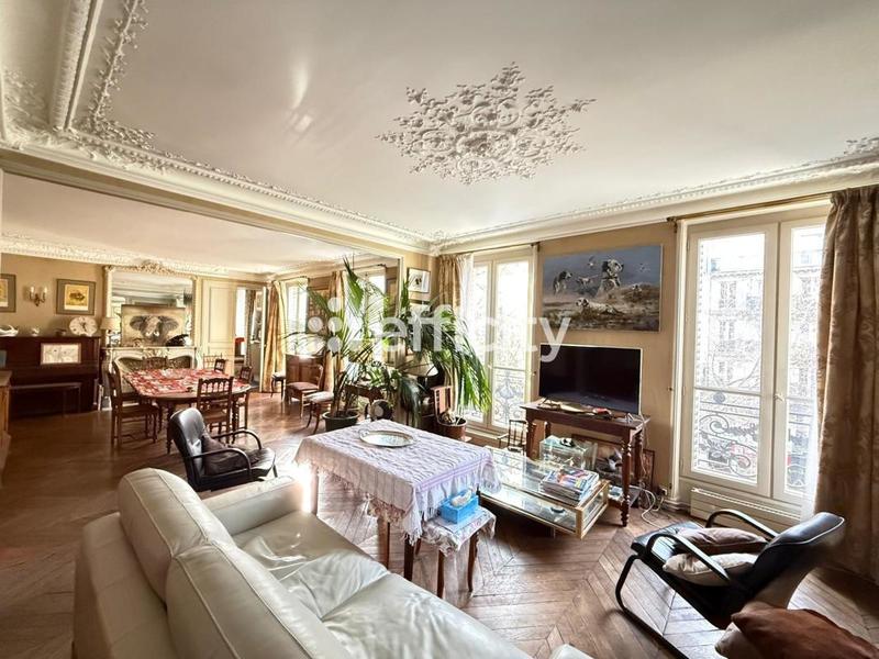 Appartement - 126 m² - 5 pièces