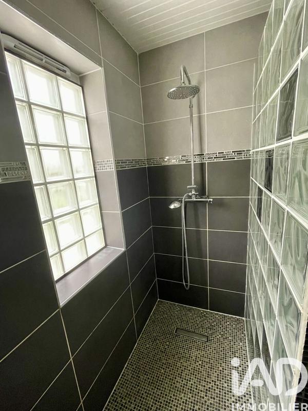 Maison - 127 m² - 7 pièces