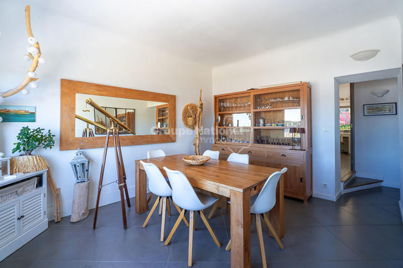 Maison - 170 m² - 6 pièces