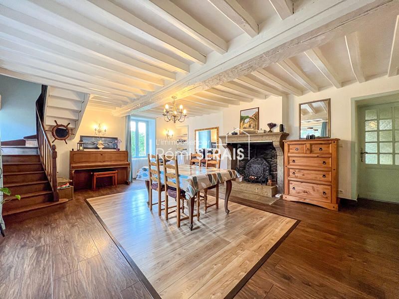 Maison - 165 m² - 6 pièces