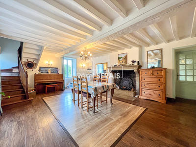 Maison - 165 m² - 6 pièces