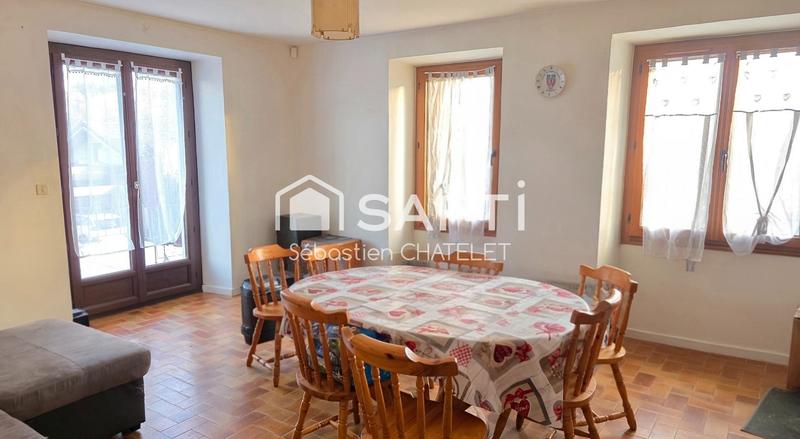 Maison - 118 m² - 5 pièces