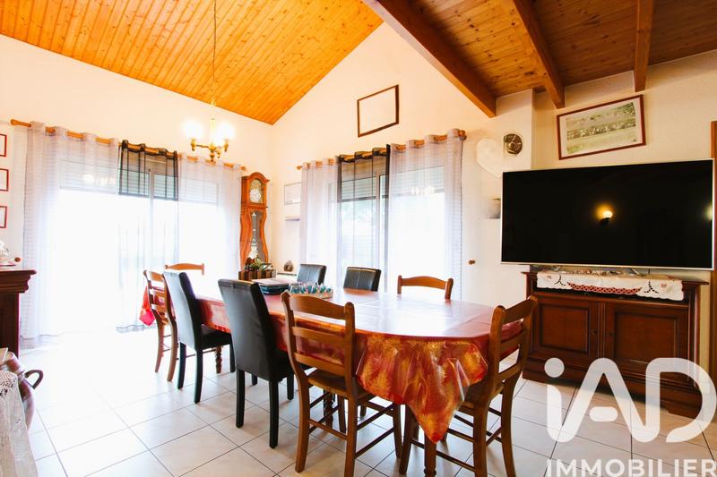 Maison - 140 m² - 7 pièces