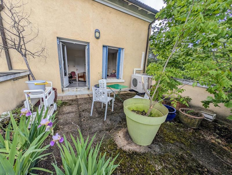 Villa - 251 m² - 8 pièces