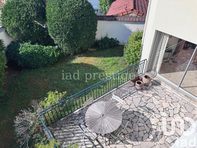 Maison de maîtres - 180 m² - 7 pièces