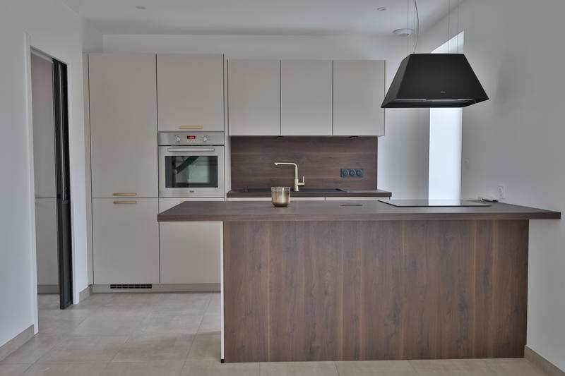 Appartement - 90 m² - 4 pièces