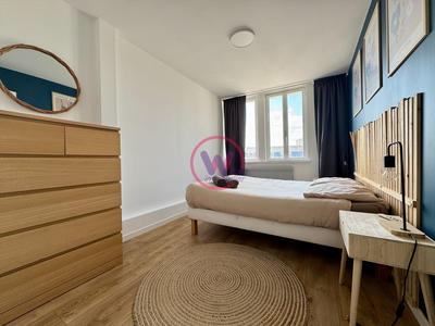 Appartement - 90 m² - 4 pièces