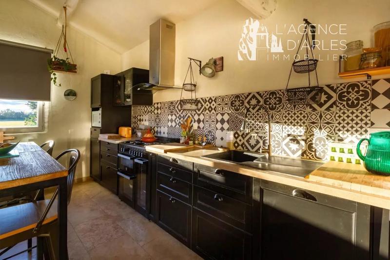 Propriété - 435 m² - 15 pièces