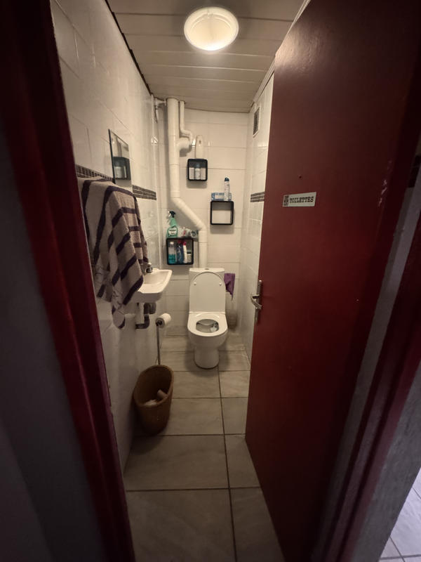 Local commercial - 396 m²